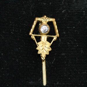 Antique Golden Edwardian Stick Pin with Paste Stone & Leaf